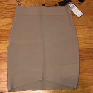 Brand new BCBG MAXAZRIA fit skirt